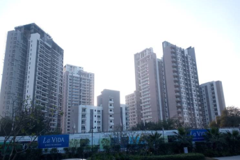 Live in the most prominent and premium property at Tata Gurgaon Gateway in Gurgaon